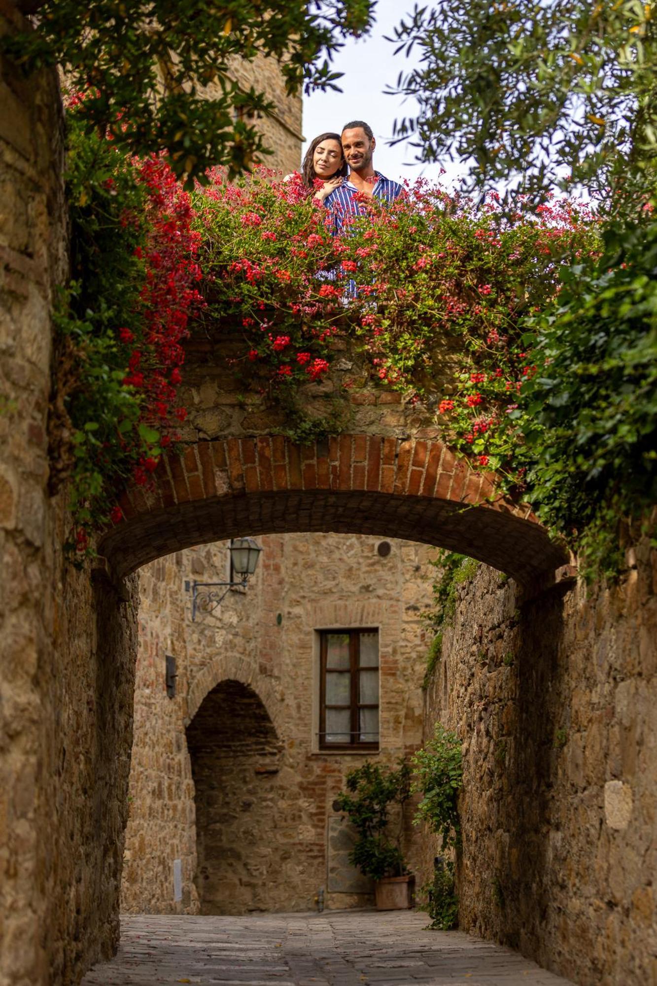 Borgo Medievale San Quirico D'Orcia B&B - Capitano Collection - Albergo Diffuso Exteriör bild
